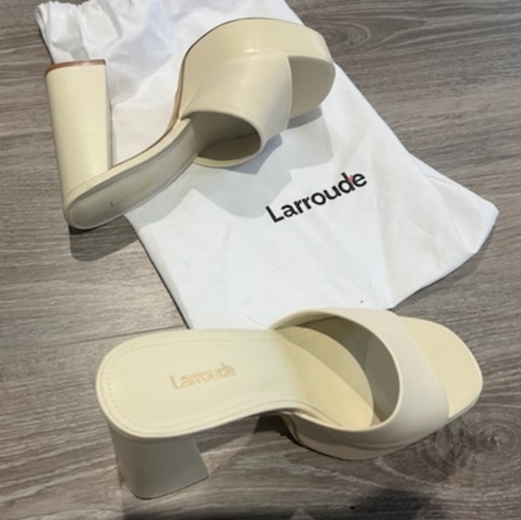 Brand New Dolly Mule In Ivory Leather - Picture 2 of 5